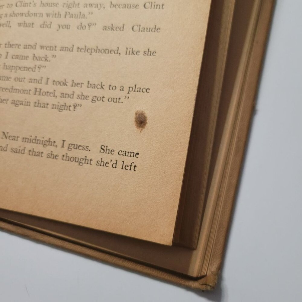 The Case Howling Dog Book 1934 Erle Stanley Gardner 1946‎ Hardcover Triangle - Picture 7 of 11